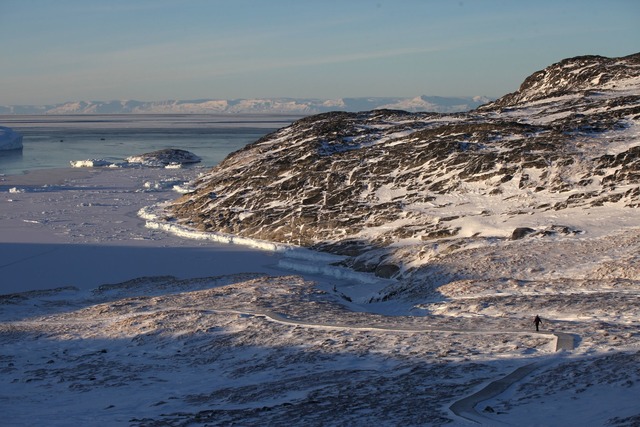 Gr&ouml;nland ist ein Land voller Eis ...gern jedoch immense Rohstoffvorkommen.  | Foto: Steffen Trumpf/dpa