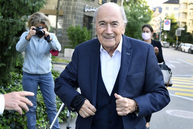 Auch Joseph Blatter muss aussagen.  | Foto: Walter Bieri (dpa)