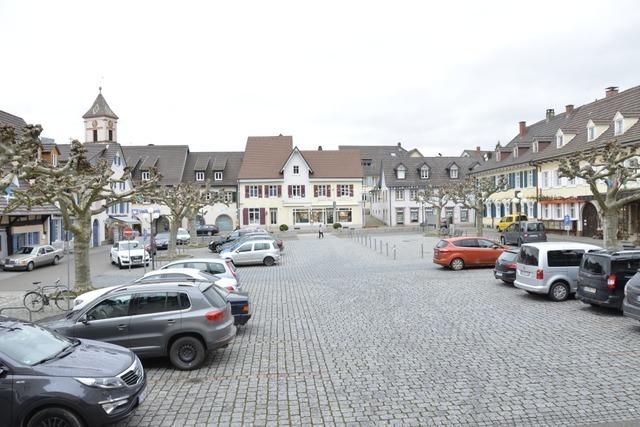 Kandern will weiterhin autofreundlich sein  – der Blumenplatz bleibt Parkplatz