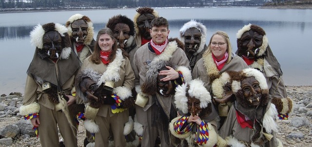 Svenja Geil (von links), Yannik Knig ...neuen Narrenvereins Riesenbhlgeister.  | Foto: Riesenbhlgeister Schluchsee