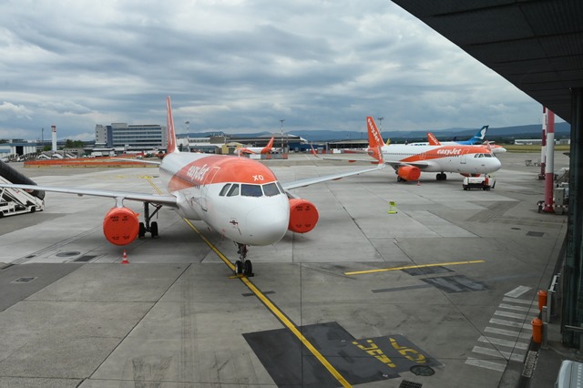 Easyjet fliegt knftig auch ab Basel einige neue Ziele an.  | Foto: Jonas Hirt