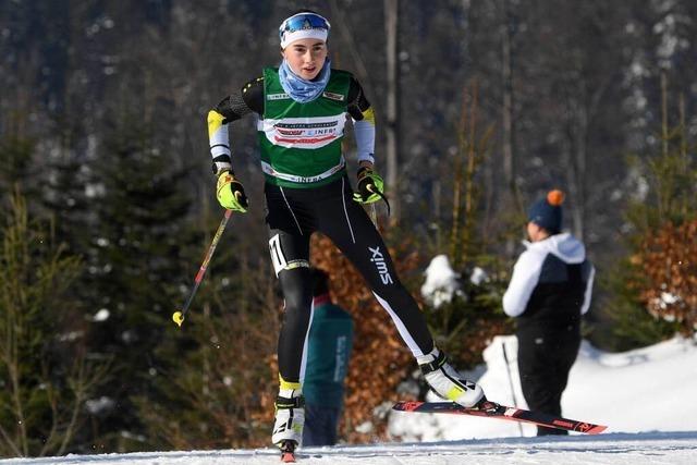 Todtnauer Biathletin Lilly Schlegel sprintet beim Deutschlandpokal in Altenberg auf Platz drei