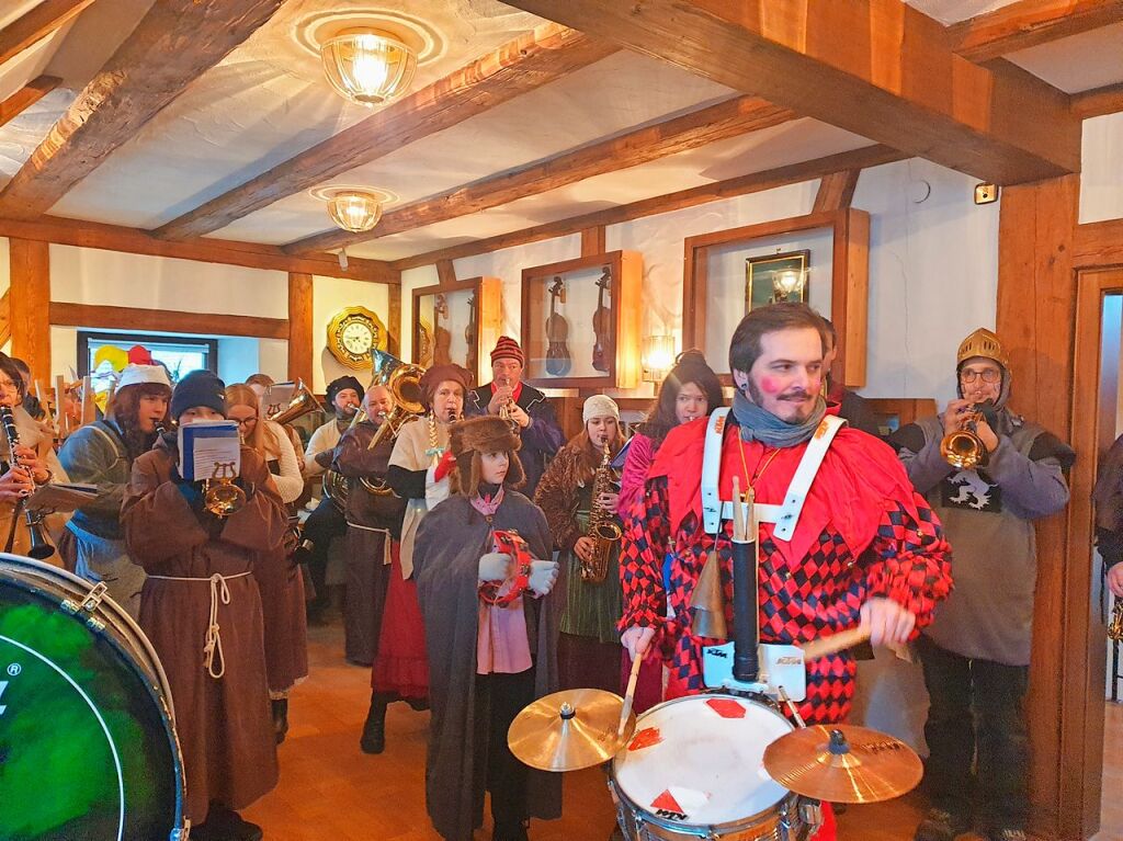 Flott aufgespielt hat die Rtenbacher Narrenkapelle (MV).