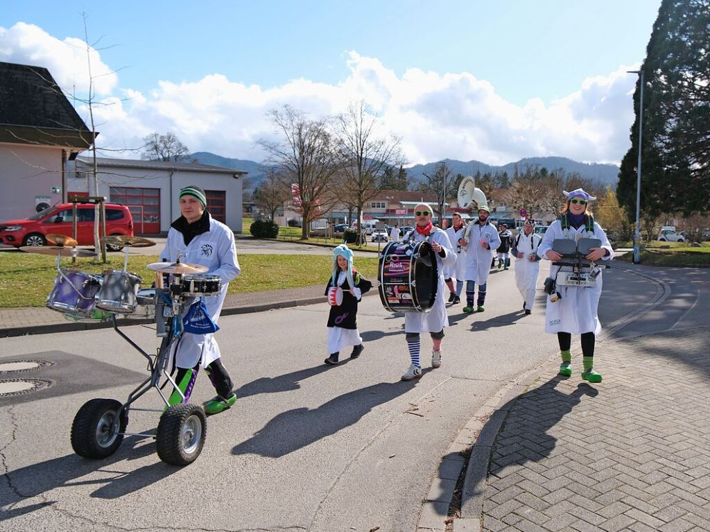 Die Narren ziehen am Donnerstag durch ganz Ehrenkirchen: hier die Nodeschrottler.