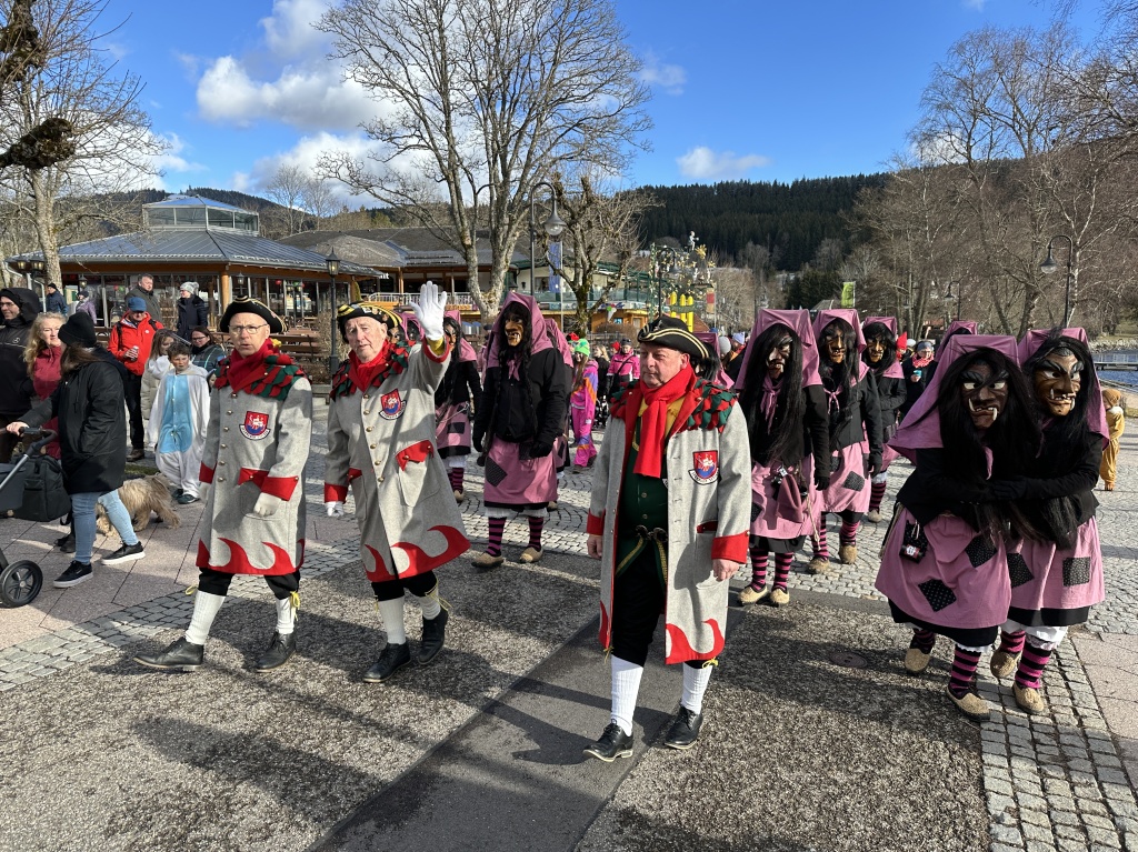 Narri! Narro! Im Hochschwarzwald haben die Narren die Macht bernommen.