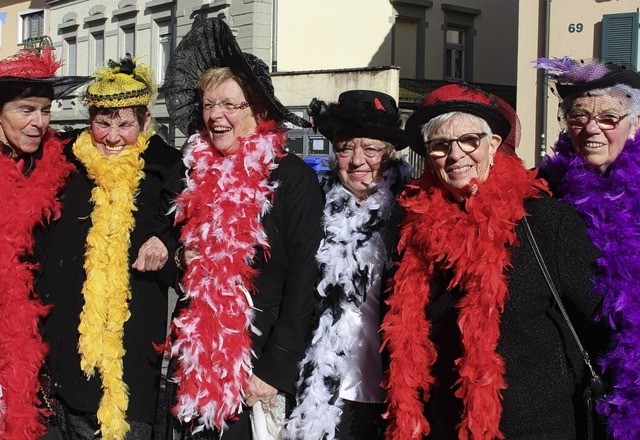 Bunt aufgemischt: die Wiiber aus flingen.  | Foto: Marianne Bader