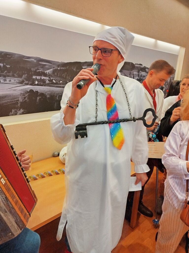 Die Frauen haben in St. Peter das Rathaus gestrmt.