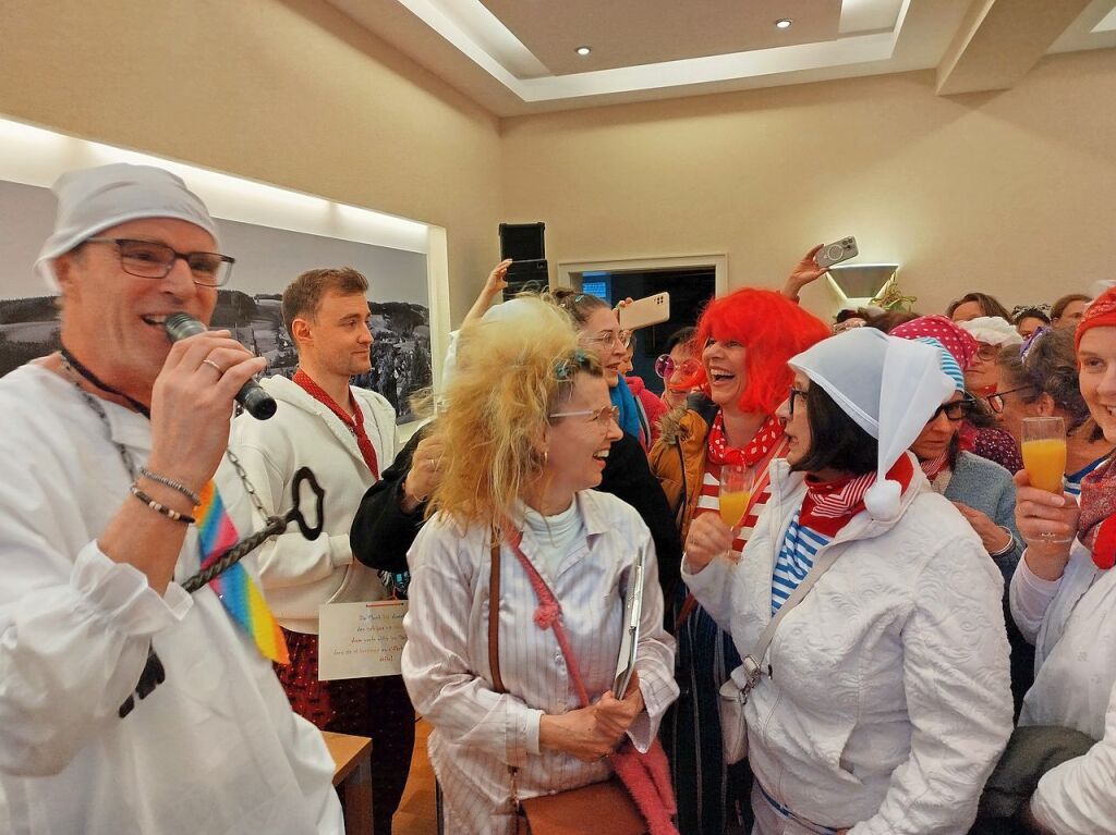 Die Frauen haben in St. Peter das Rathaus gestrmt.