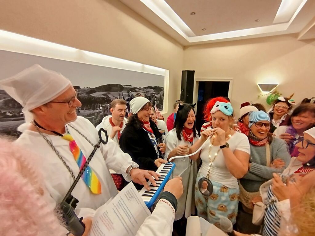 Die Frauen haben in St. Peter das Rathaus gestrmt.