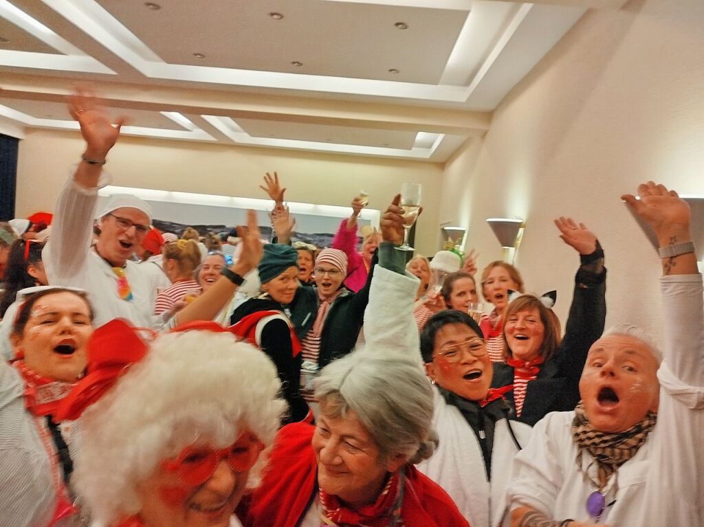 Die Frauen haben in St. Peter das Rathaus gestrmt.