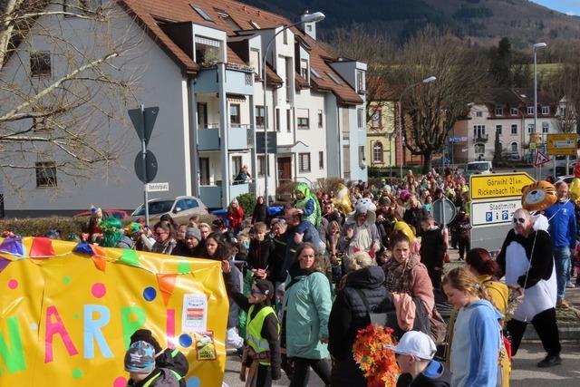 Groer Andrang beim Kinderumzug in Wehr