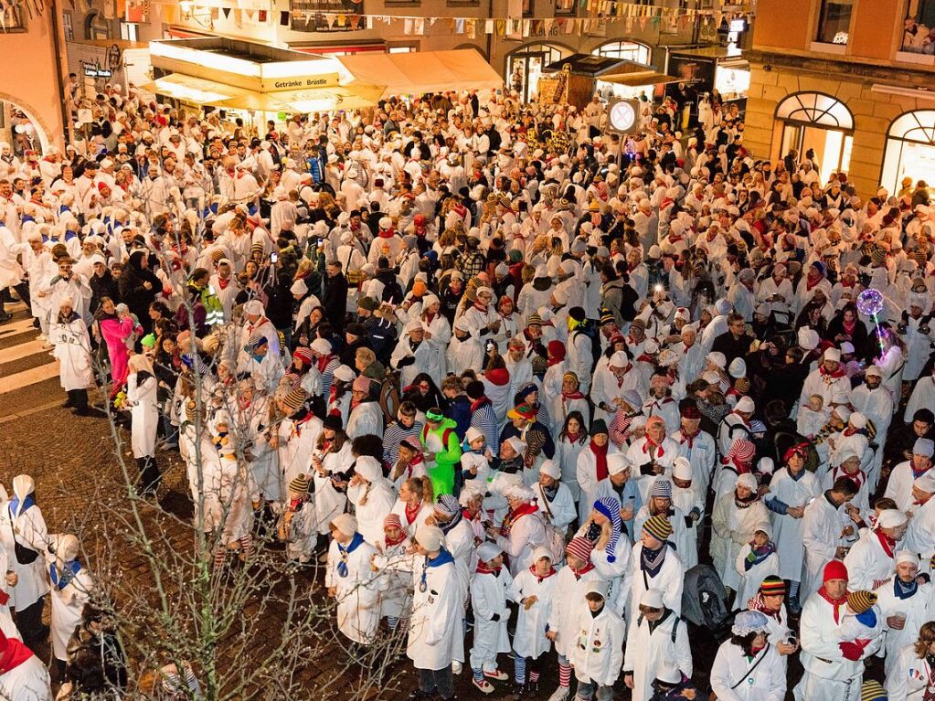 Der Schmutzige Dunschdig zieht Jahr fr Jahr Tausende von Besuchern nach Waldkirch.