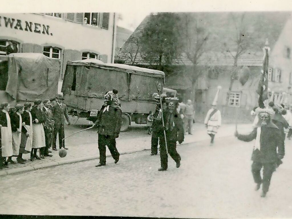 Fasnetbilder aus Elzach, um 1930. Aufgenommen von Franz Nopper, wohnhaft in Kollnau.