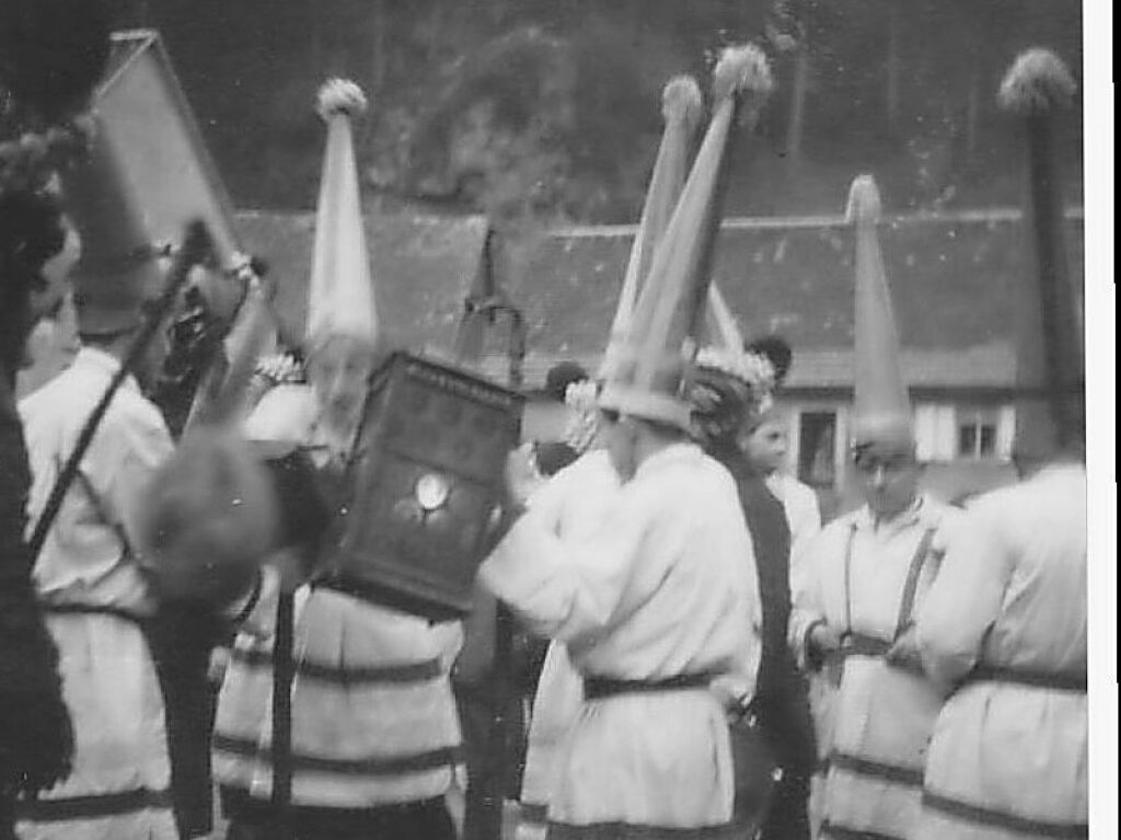 Hemdglunker in Elzach, 1949. Das Foto stammt von R. Ruf aus Elzach.