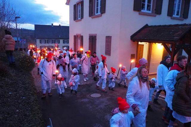 Zur Weiberfasnacht kommt es in Rmmingen zu einem gelungenen Machtwechsel