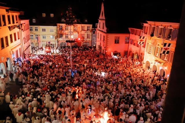 Der Kaiserstuhl in der Hand der Narren