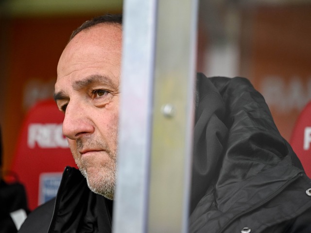 Die sportliche Talfahrt des 1. FC Heidenheim geht weiter.  | Foto: Harry Langer/dpa