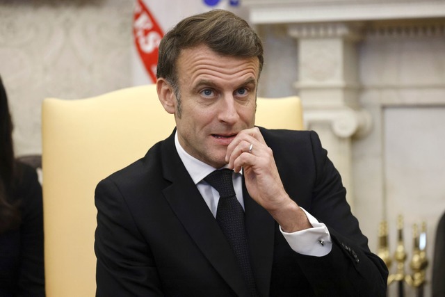 Pr&auml;sident Macron h&auml;lt vertra...ashington f&uuml;r zielf&uuml;hrender.  | Foto: Ludovic Marin/AFP Pool via AP/dpa