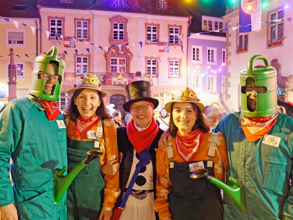 Ein buntes und phantasievolles Spektakel boten unzhlige Gruppen bei der groen Schnurrnacht am Samstagabend in Endingen, fr viele ein echter Hhepunkt der Endinger Fasnet.