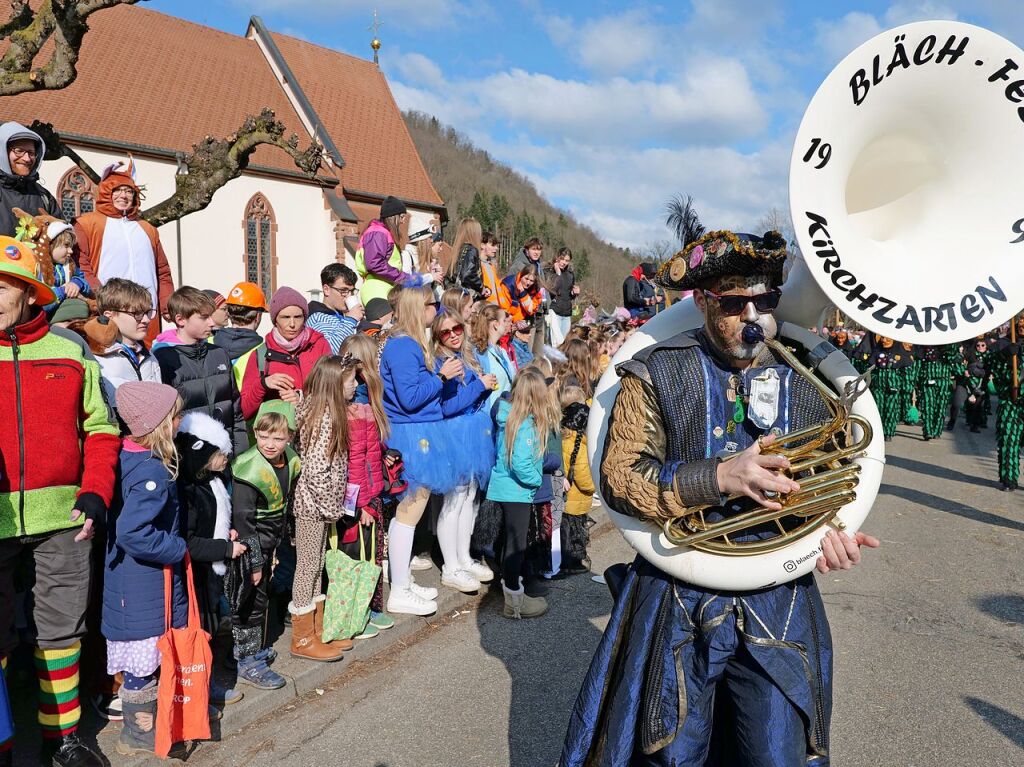 Der Fasnachtsumzug in Buchenbach ist bei den Narren beliebt.