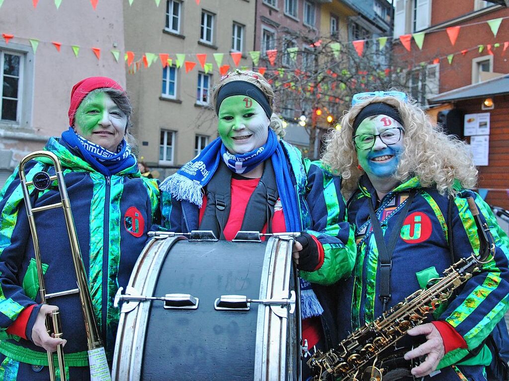 Auf fnf Bhnen beiderseits des Rheins ging die Post ab.