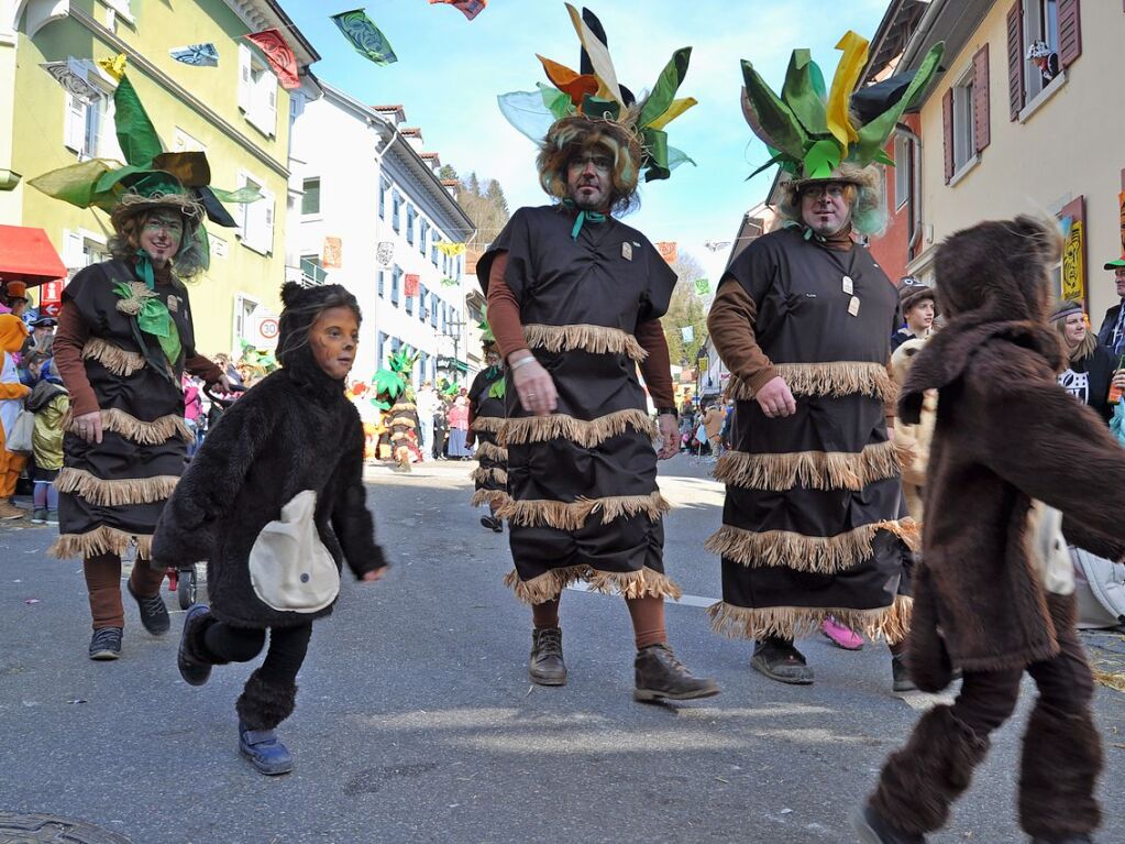 Strahlendes Wetter, strahlende Narren: Beim Fasnachtsumzug in Zell hat alles gepasst.