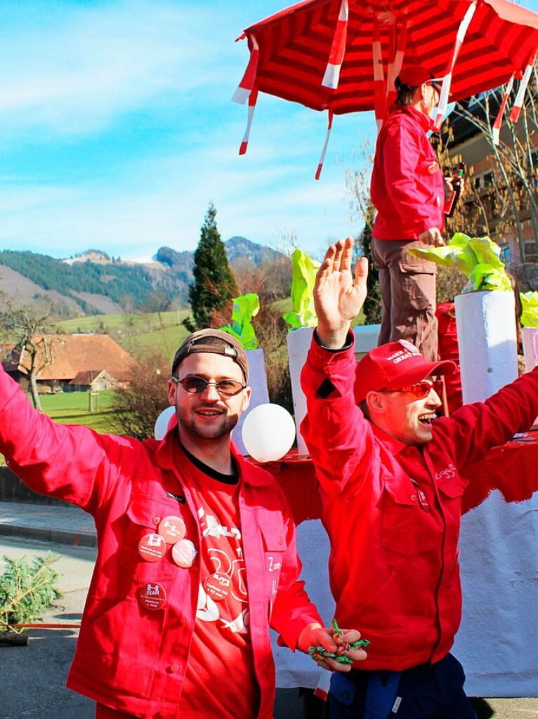 Der Umzug durch den Ort ist ein Hhepunkt der Fasnacht in Oberried.