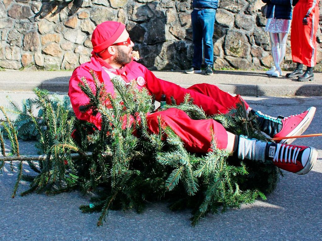 Der Umzug durch den Ort ist ein Hhepunkt der Fasnacht in Oberried.