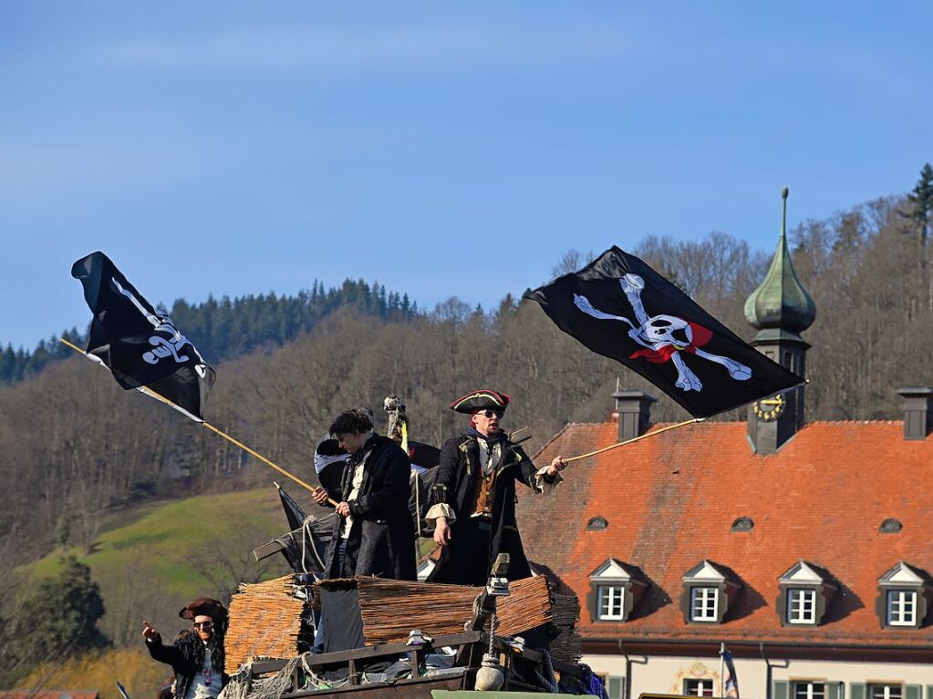 Impressionen vom Umzug in Mnstertal<?ZE?>
<?ZE?>
