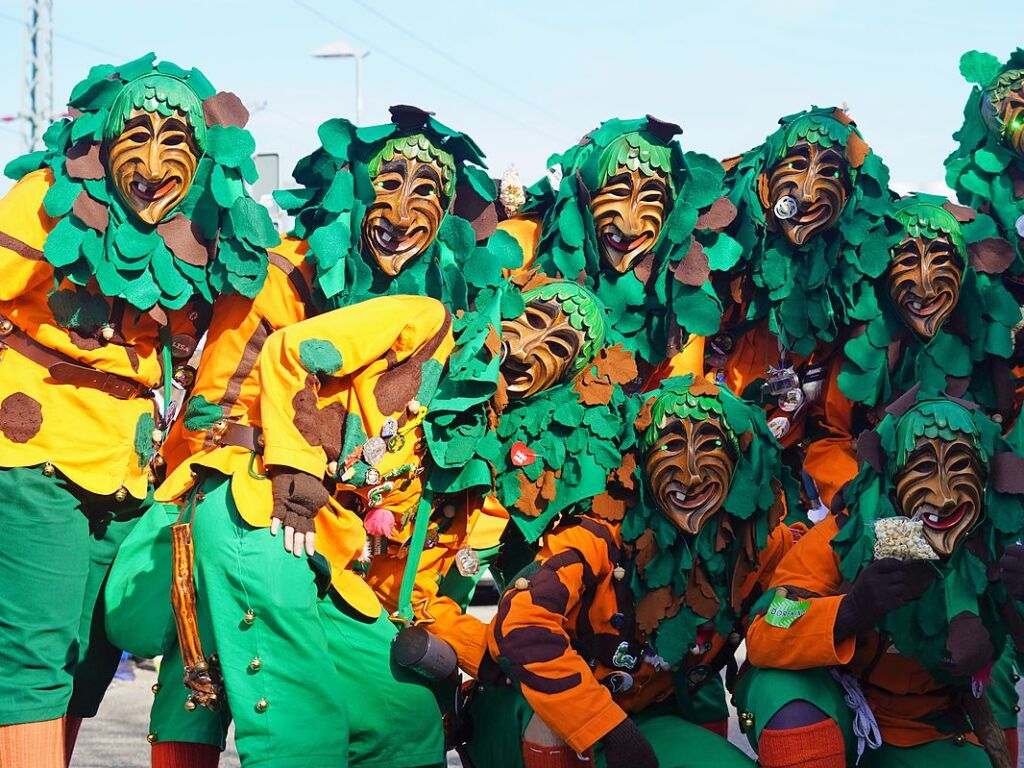 Mit einem groen Umzug hat Kirchzartens Hllenzunft ihr 90. Jubilum gefeiert.