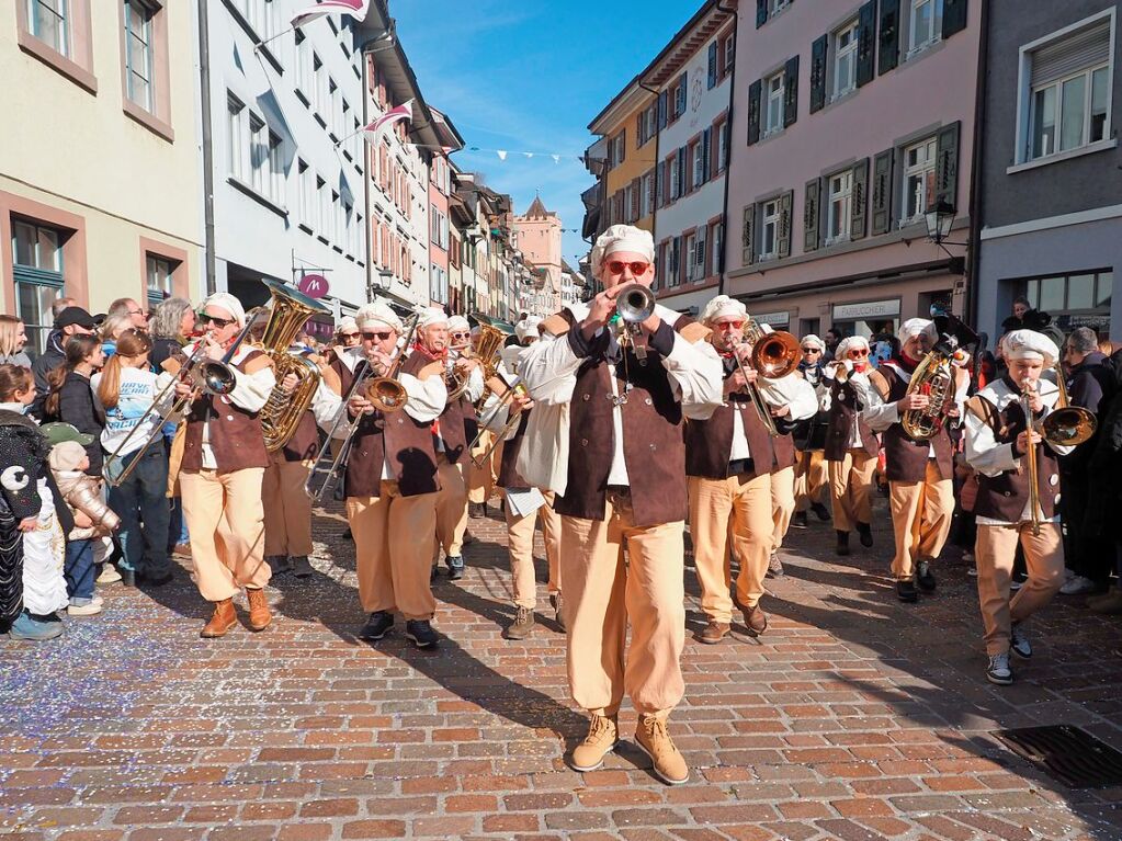 In den beiden Rheinfelden herrschte bei strahlendem Sonnenschein ausgelassene Stimmung.