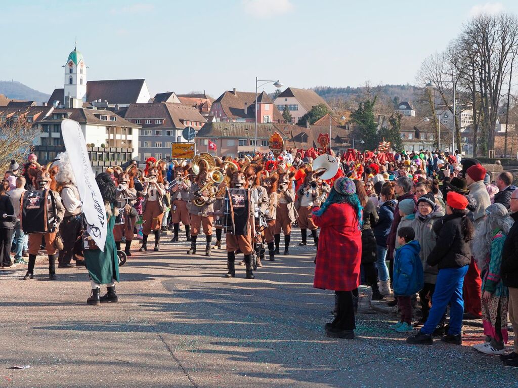 In den beiden Rheinfelden herrschte bei strahlendem Sonnenschein ausgelassene Stimmung.