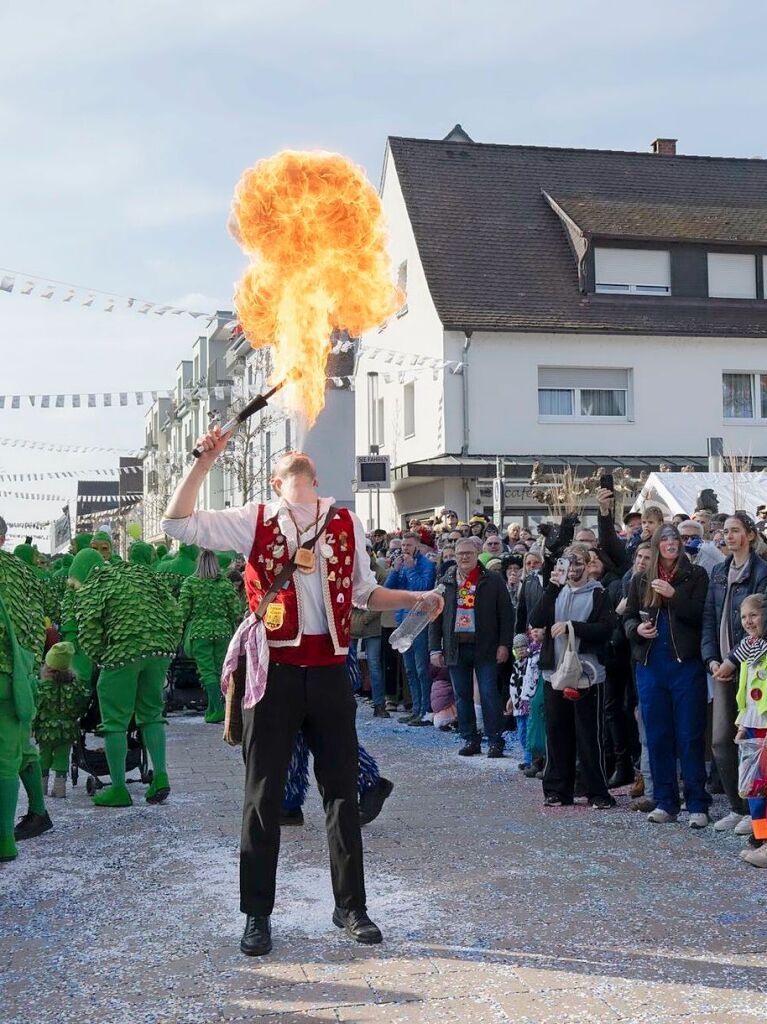 Spektakulr: Feuerschlucker der Neuenburger Zigeunerclique