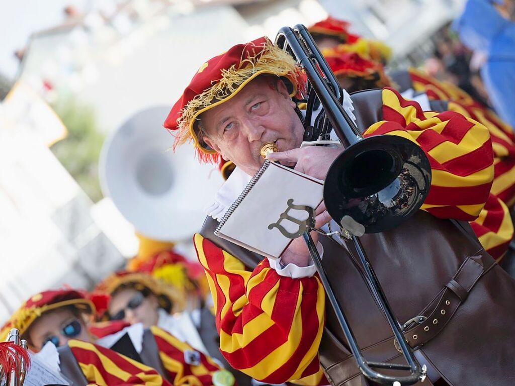 Fr Musik sorgte die Orchestergemeinschaft Neuenburg-Zienken.