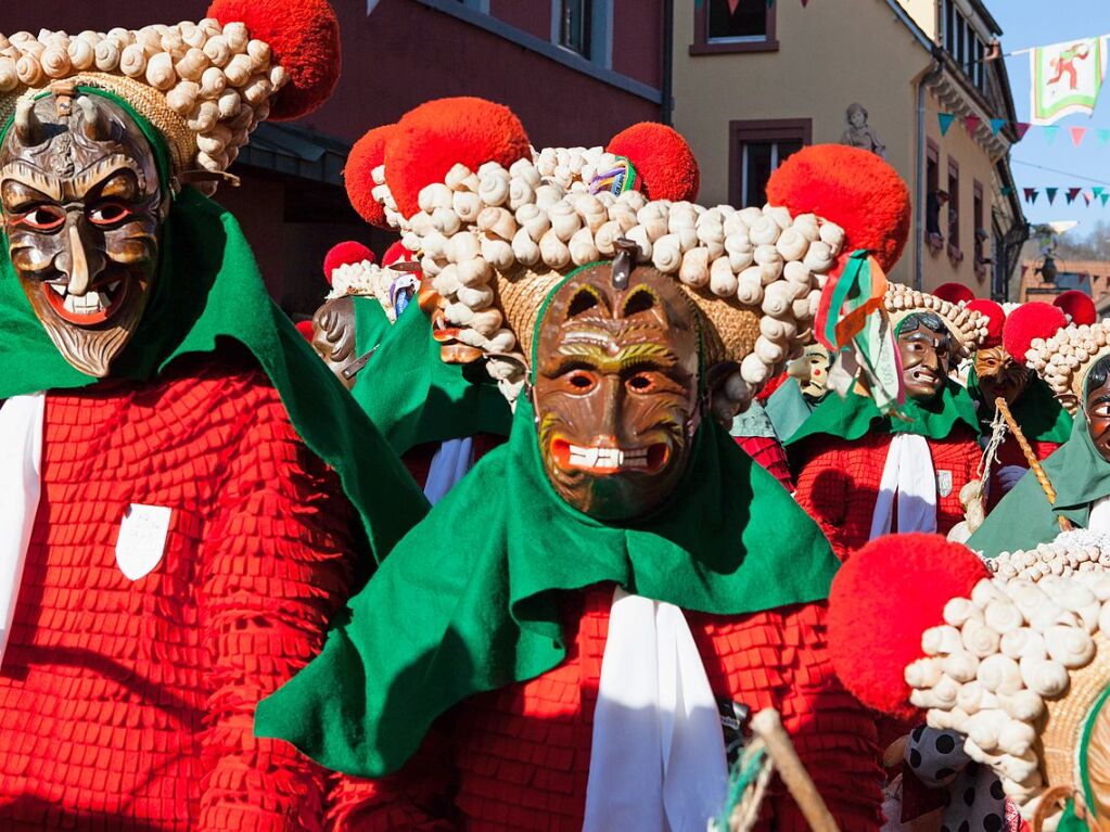 Bei schnstem Wetter feierten am Sonntag in Elzach sowohl die vielen Hundert Schuttig als auch die Zuschauer die Fasnet.