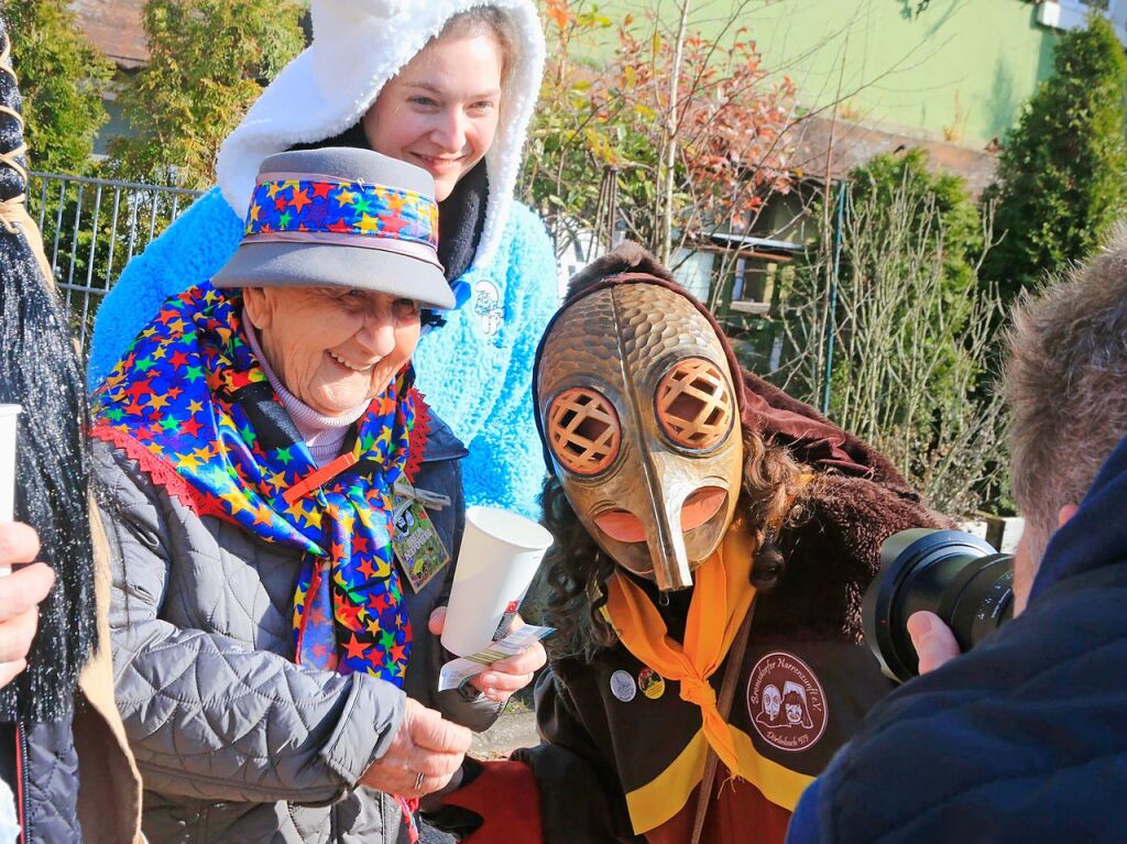 Drlinbach in Narrenhand am Fasentsonntag