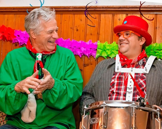 Auch der Bernie und Tobi hatten viel Spa bei der Wirtshausfasnet in Holzschlag.  | Foto: Wolfgang Scheu