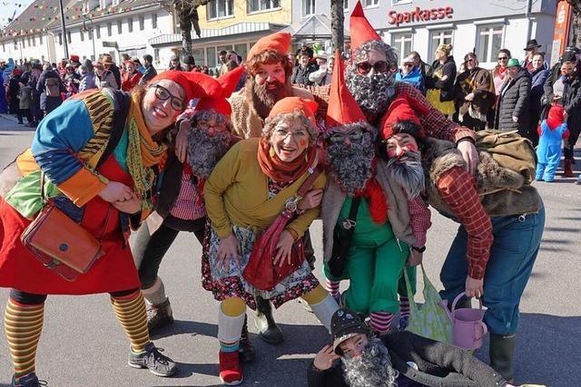 Grwihler Fasnachtsumzug am Rosenmndig bringt nrrische Freude ins Dorf