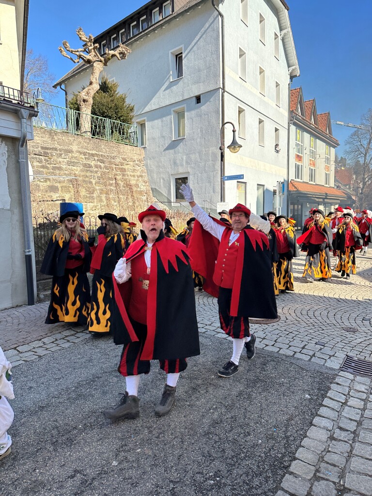 Am Fasnet-Mndig waren in Neustadt die Narren los.