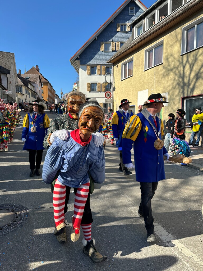 Am Fasnet-Mndig waren in Neustadt die Narren los.