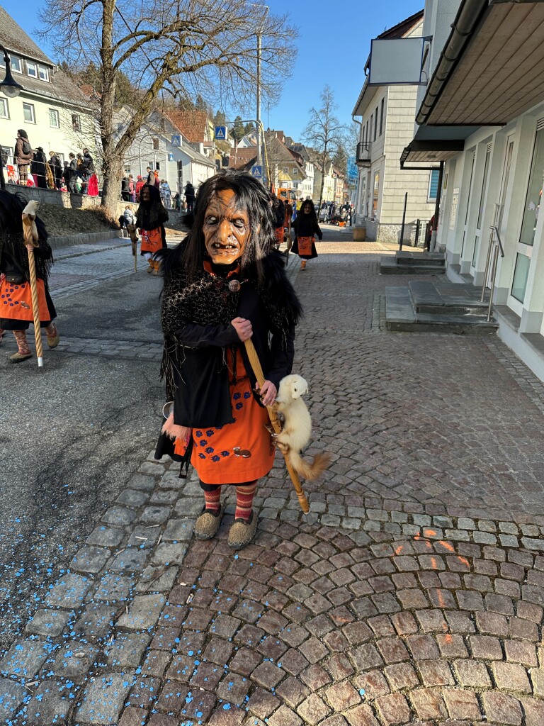 Am Fasnet-Mndig waren in Neustadt die Narren los.