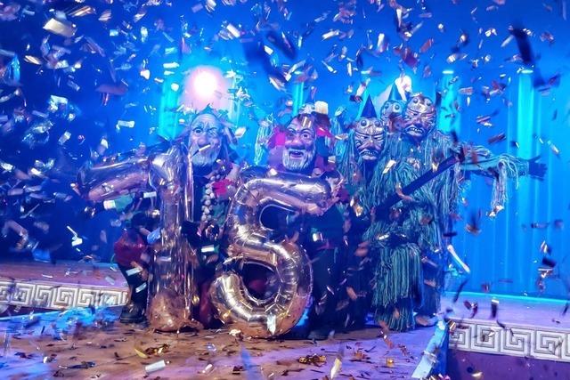 Bunte Narrenshow zum 75-jhrigen Bestehen der Riegeler Narrenvereinigung Lustige 13