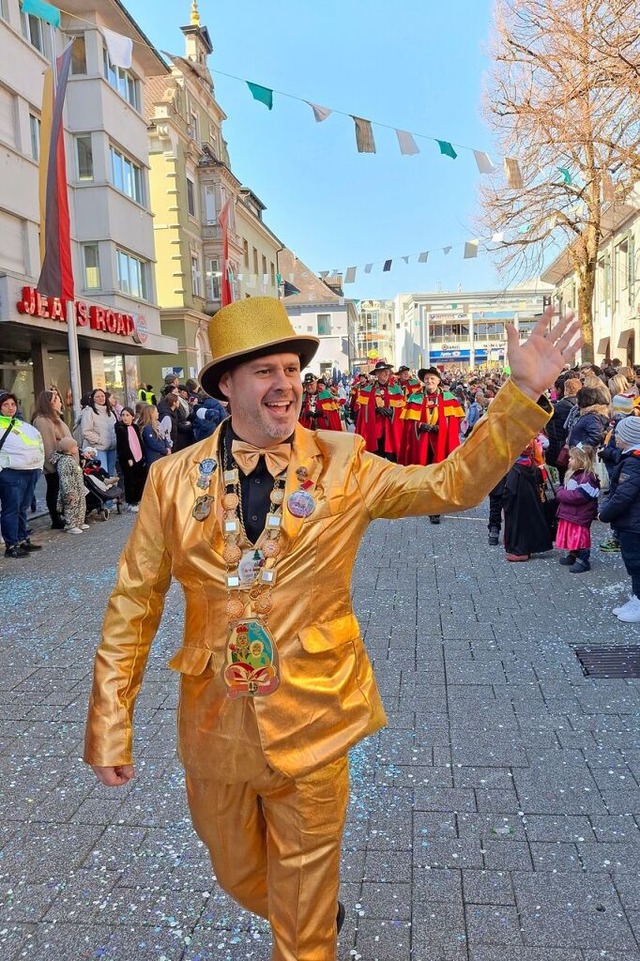 Einen solch&#8217; schnen Fasnachtsumzug gab es selten.  | Foto: Krug