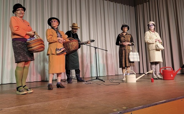 Die &#8222;Schreckschrbe&#8220; sorgten fr einige Lacher im Publikum.  | Foto: Frank Greschel