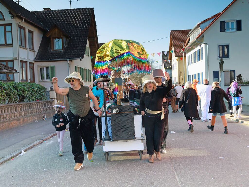 Ausgelassene Stimmung herrschte beim Umzug in Ehrenstetten.