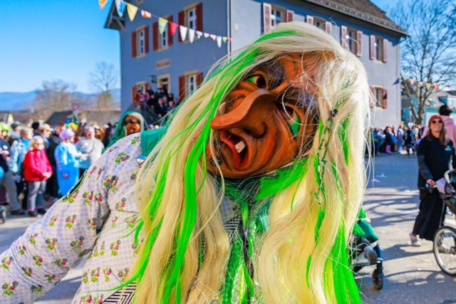 Sonnig war's beim Rosenmontagsumzug in Ehrenstetten