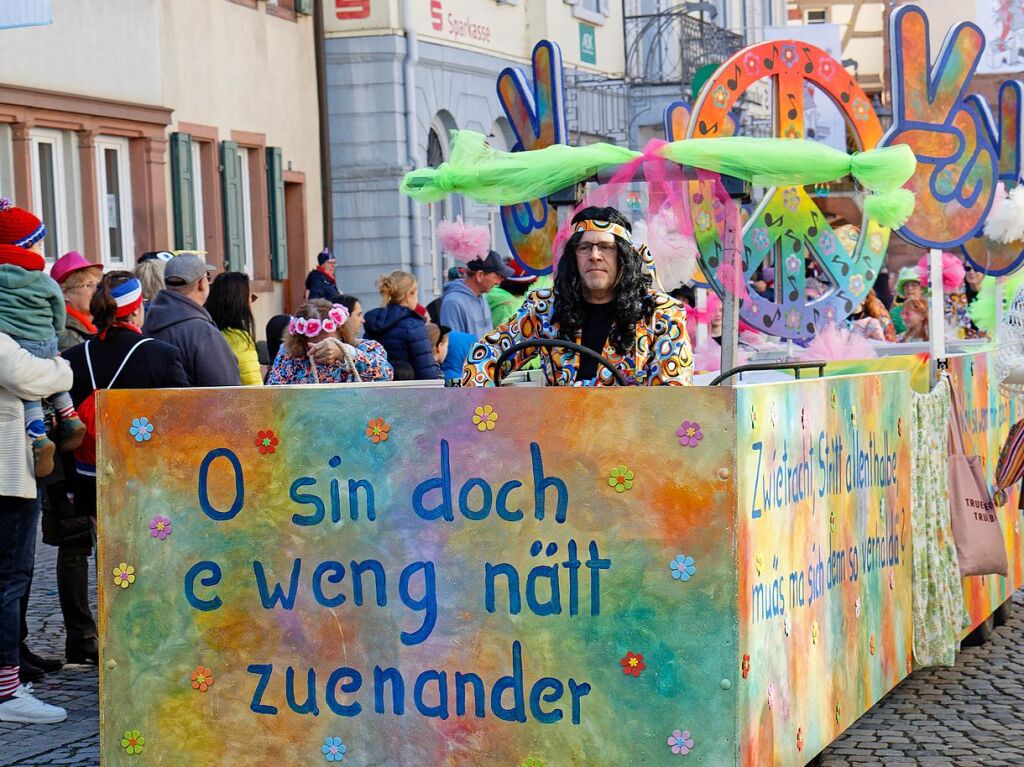 Groer Umzug in Endingen: Frieden auf Endingerisch beim Biehlidorf