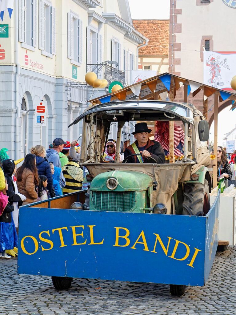 Groer Umzug in Endingen: Auch die Ostel-Bandi ist wieder dabei.