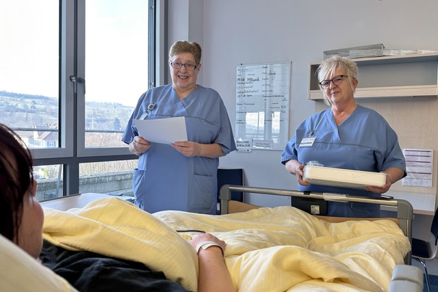 In den Lrracher Kreiskliniken steigt ...festangestellten Pflegemitarbeitenden.  | Foto: Kliniken des Landkreises Lrrachh/Marion Steger