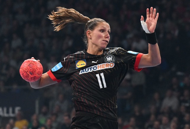 Nationalspielerin Xenia Smits erkennt eine positive Entwicklung im Handball.  | Foto: Sven Hoppe/dpa